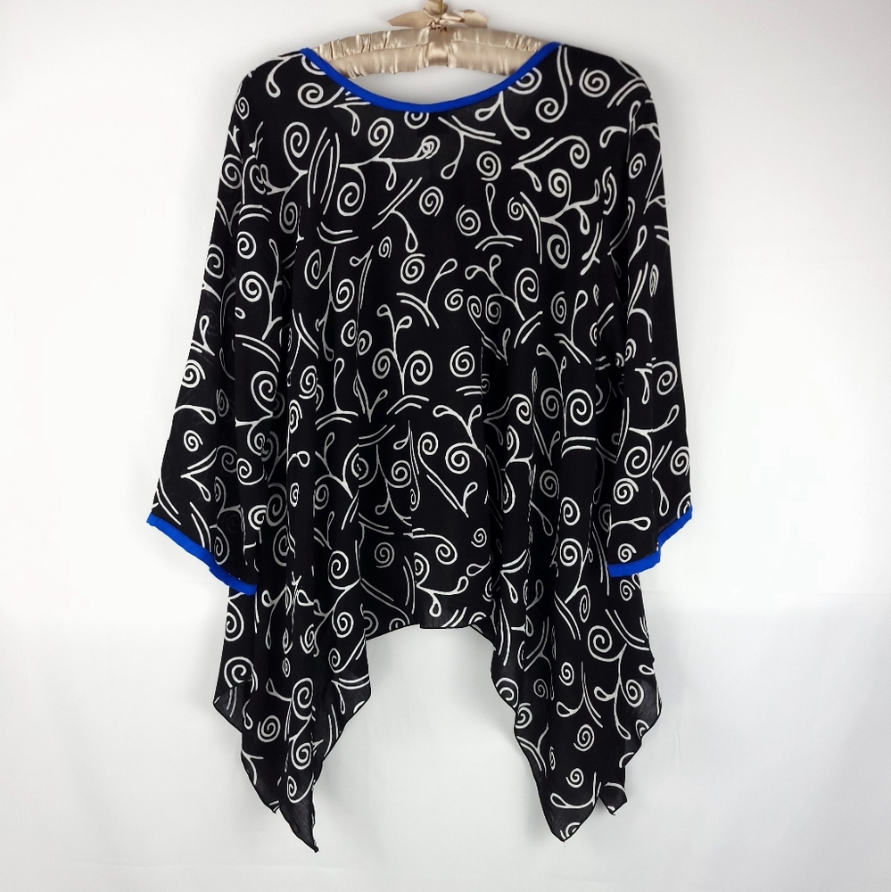 IguaNa Wearable Art Swirl Print Shark Bite Top | Lagenlook Whimsycore L - Picture 7 of 11